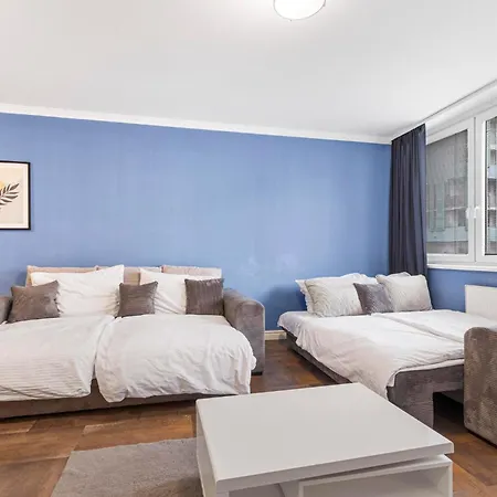 Tomato - With Free Parking Bratislava